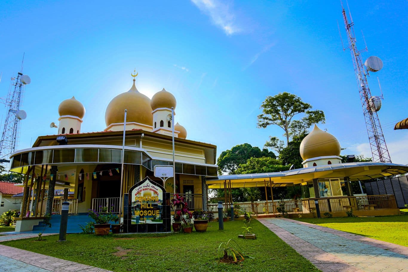thing to do on penang hill mosque