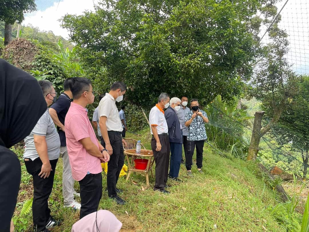 tempat menarik balik pulau baosheng durian