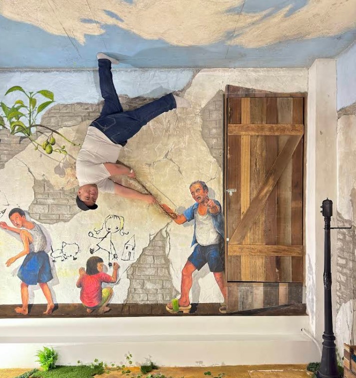 tempat menarik penang up side down museum penang