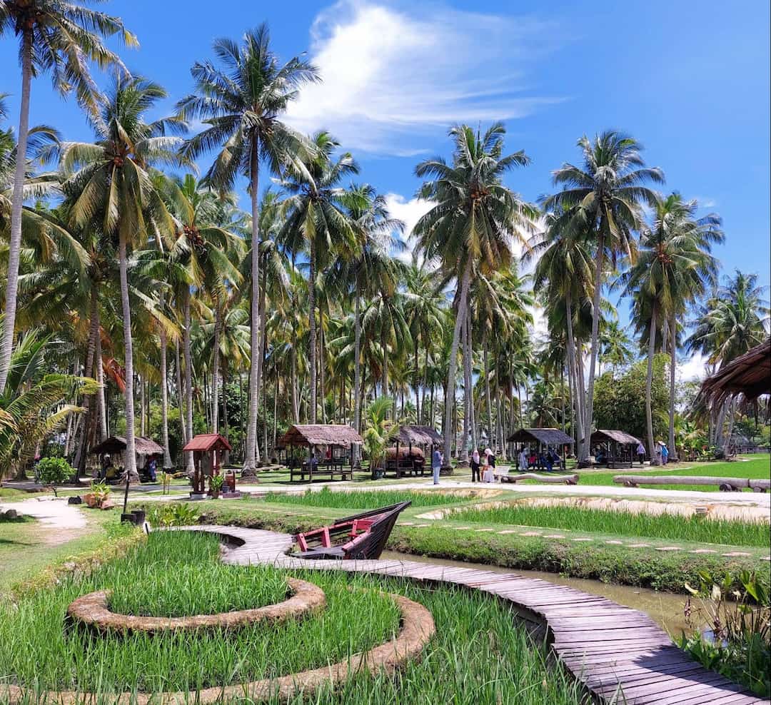 tempat best penang kampung agong