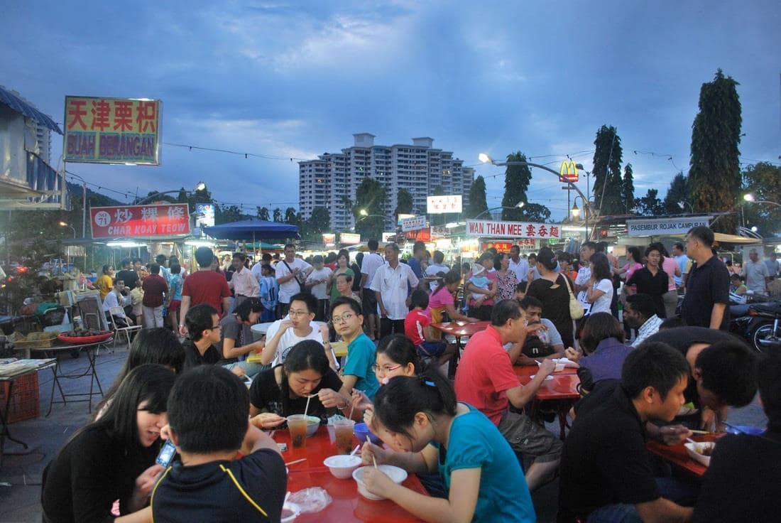 Top Things to Do in Penang On Christmas & New Year Eve Gurney Drive Hawker Feast and Seaside Promenade
